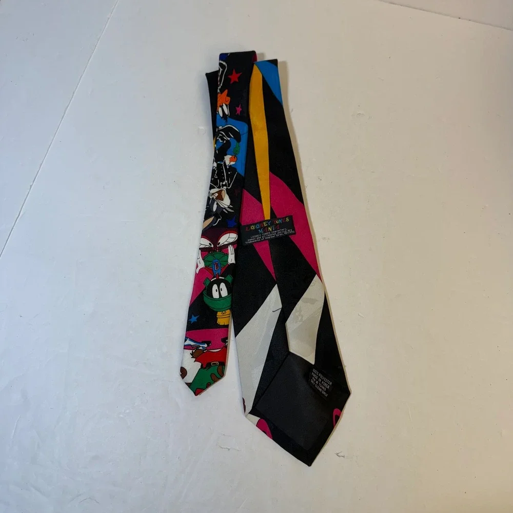 Vintage 1993 Looney Tunes Mania Character Print Necktie Bugs Bunny Taz 90s Tie